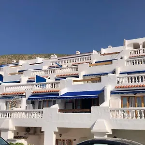 https://kathys-los-cristianos-tenerife.tenerifehoteles.net